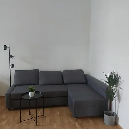Apartment Edison By The City Centre Brno Exterior photo