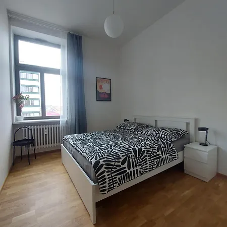 Apartment Edison By The City Centre Brno Exterior photo
